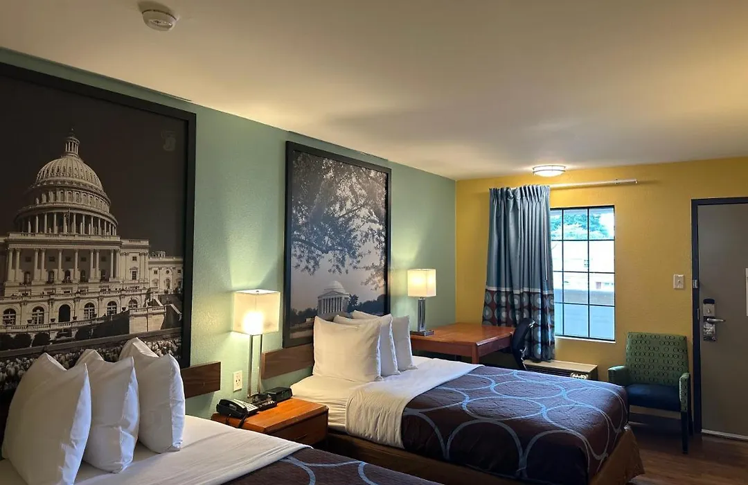 Super 8 Alexandria By Wyndham-1