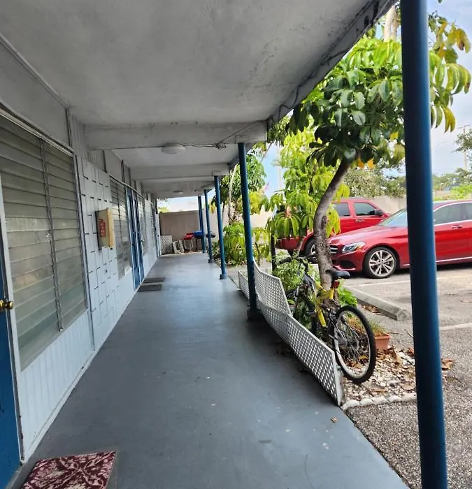 Econo Inn-1