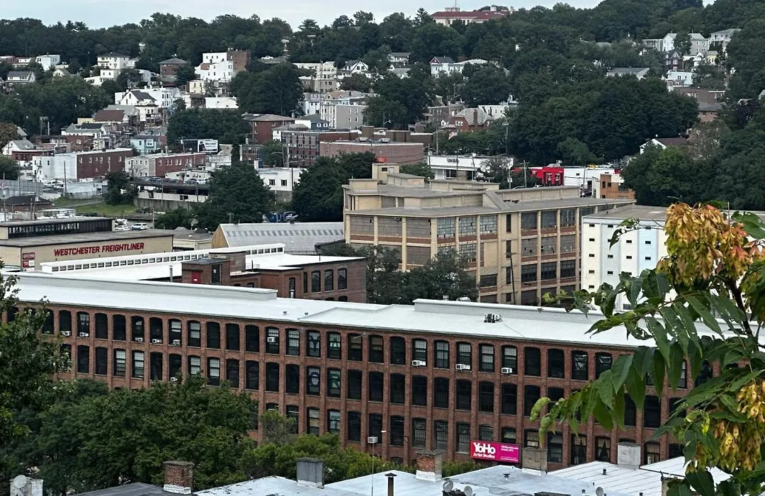 4-A Diamond In Yonkers-1