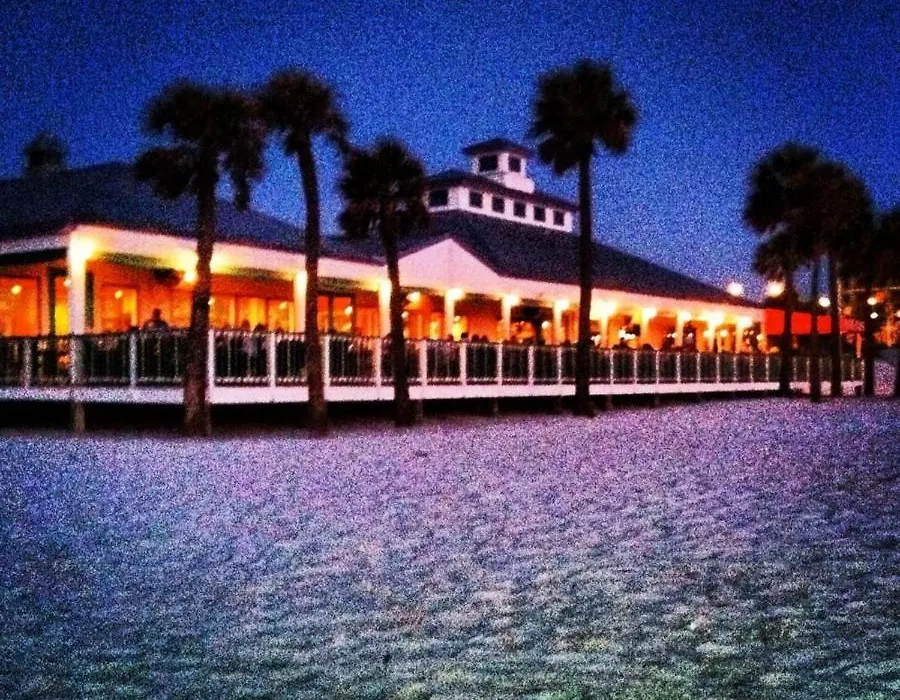 Palm Pavilion Inn-1