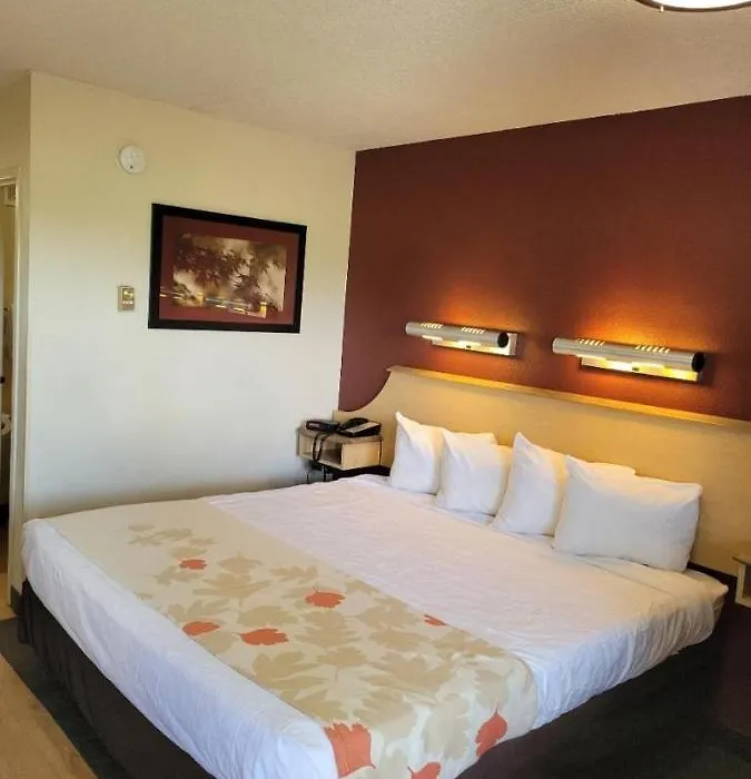 Red Oak Inn Southfield-1