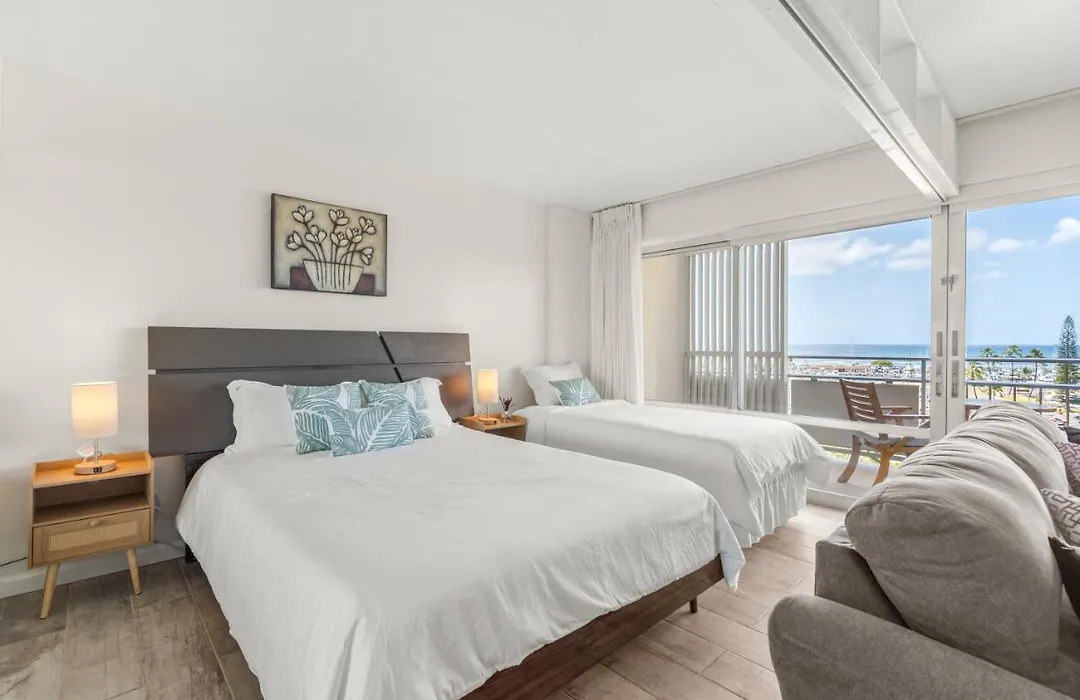 Ilikai Hotel With Ocean View-1