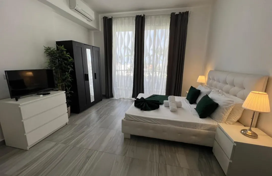 Vacation Studios With Rooftop Pool, Beach Club, Spa, Restaurants - Ducassi Collection - Playa Los Corales-1