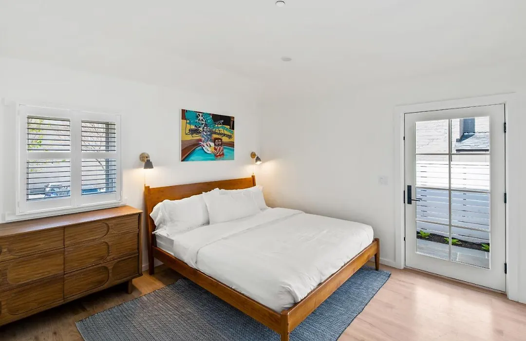 Boutique Room Steps From Downtown Mall Rose Jean - Room 5-1