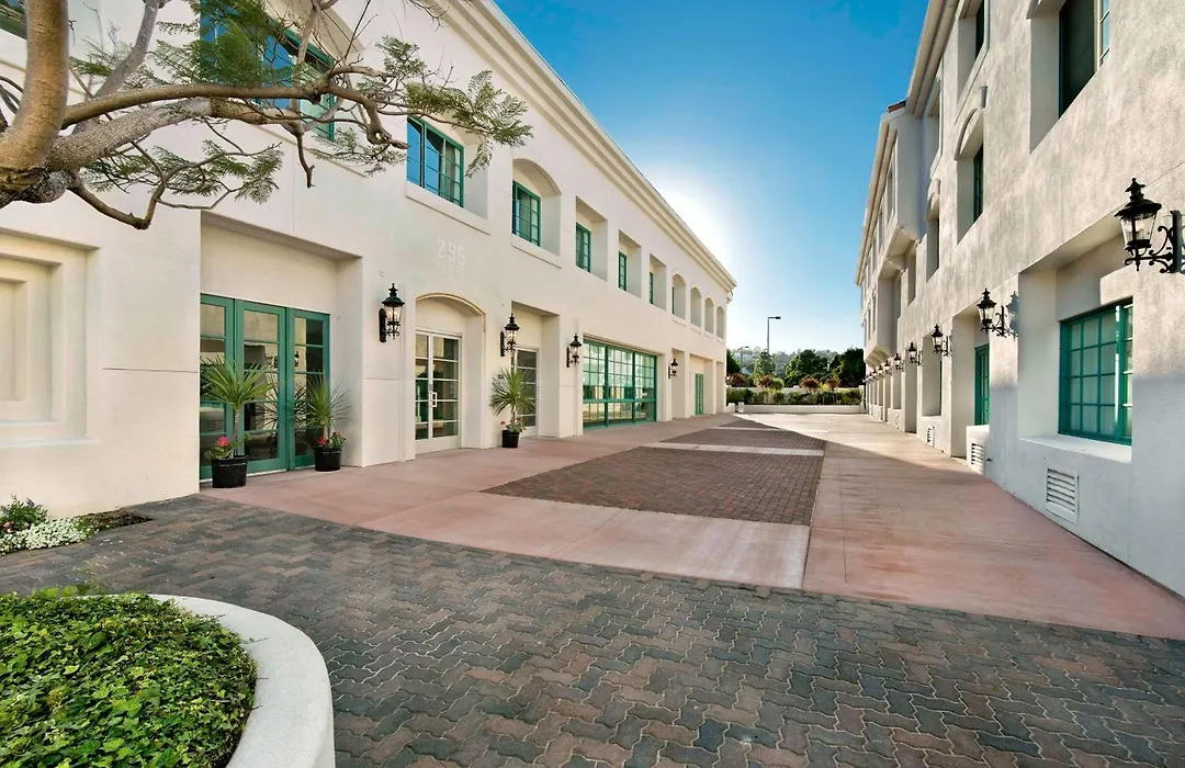 Doubletree By Hilton San Pedro-1
