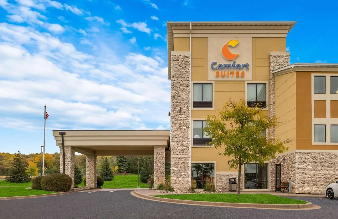 Comfort Suites Hudson I-94-1