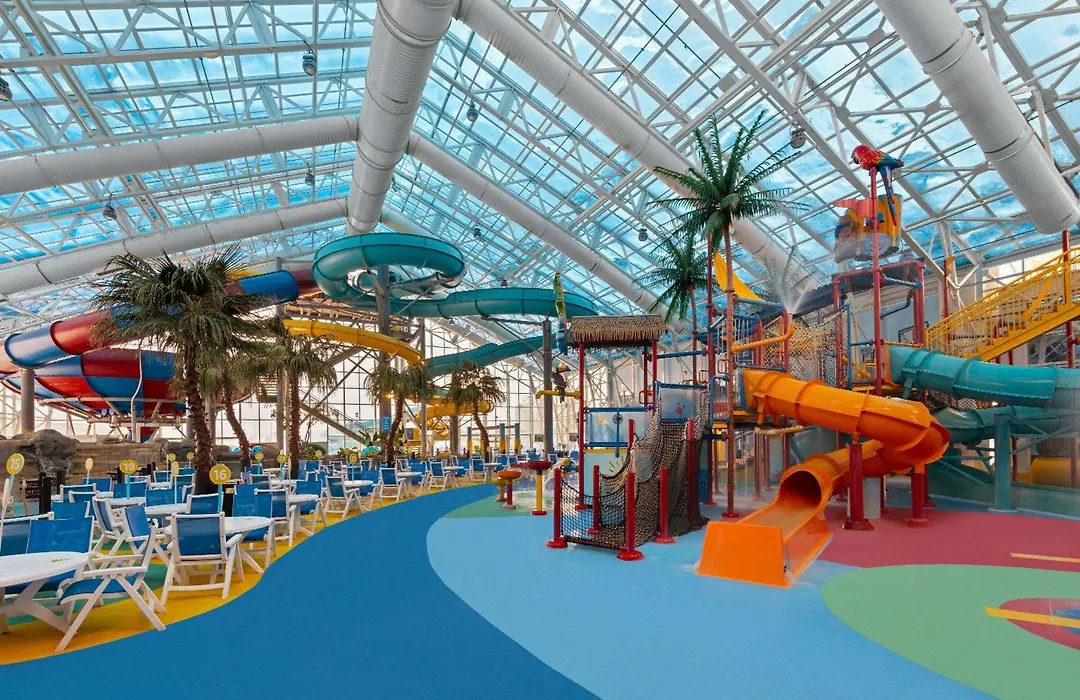 La Quinta Inn And Suites By Wyndham At Watiki Waterpark-1