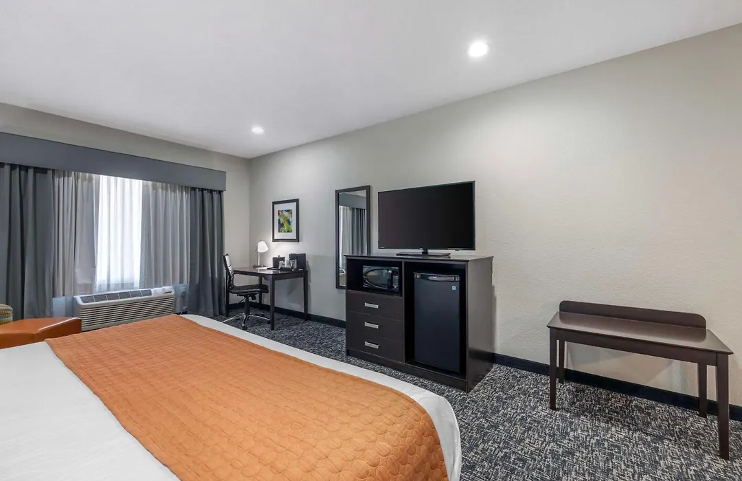 Best Western Plus Owensboro-1