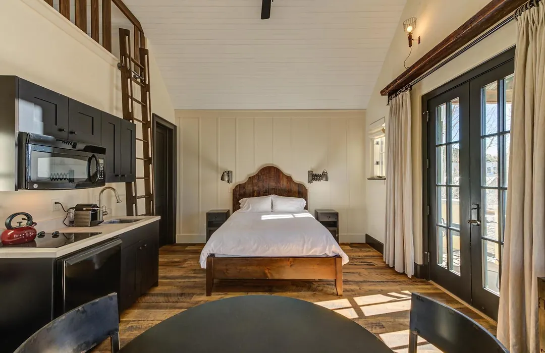 South Main Residences By Surf Hotel-1