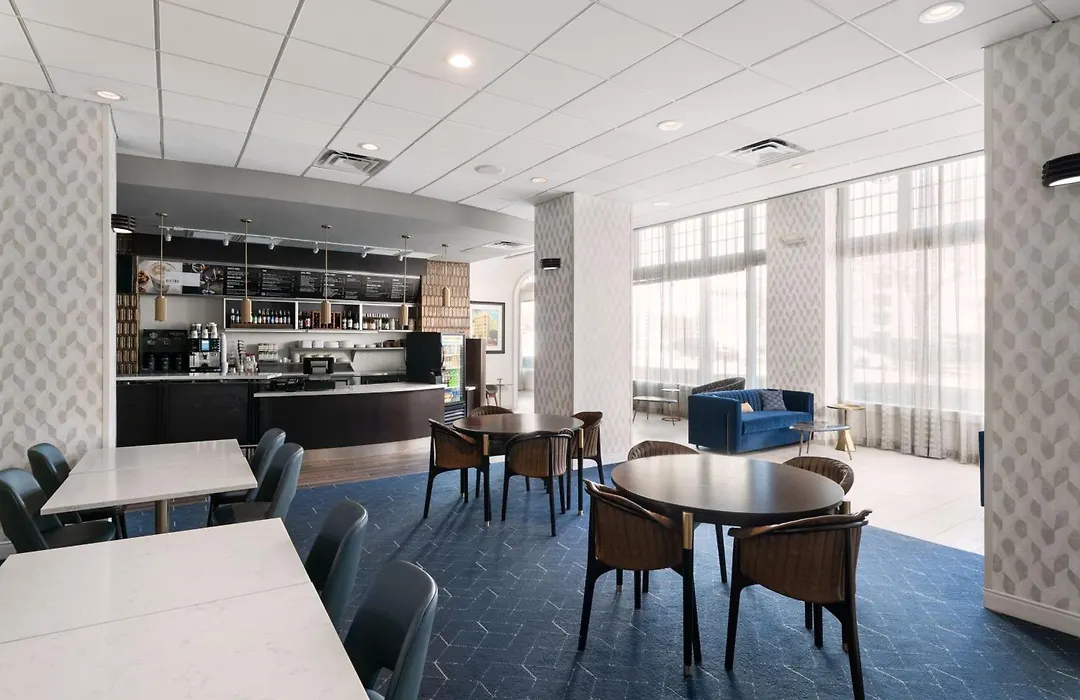 Courtyard By Marriott St. Petersburg Downtown-1