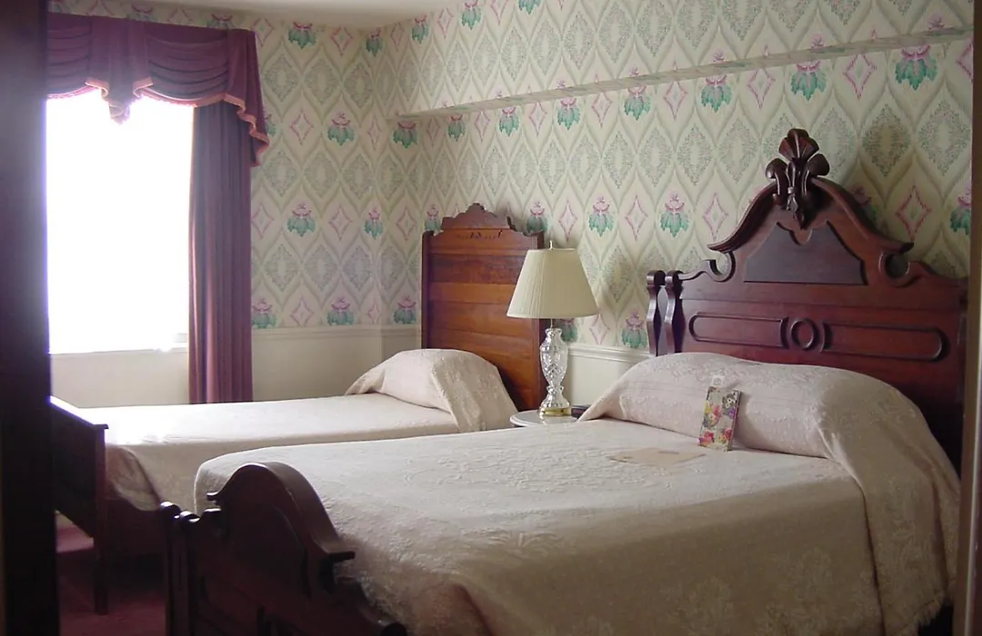 Strater Hotel-1