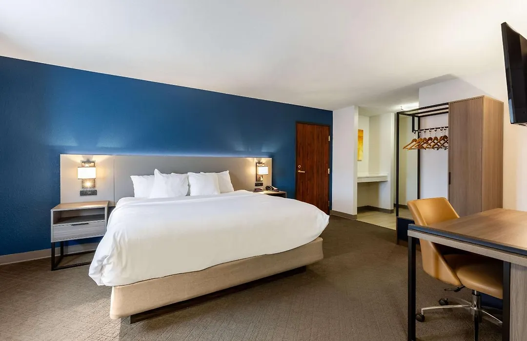 Comfort Inn & Suites Fremont-1