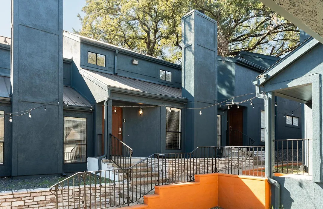 Locale Bouldin Creek - Austin-1