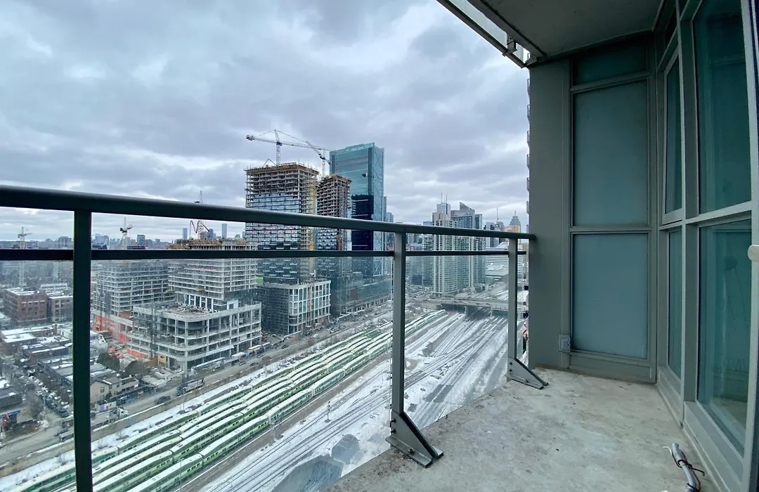 Luxury Executive Toronto Downtown Suites-1