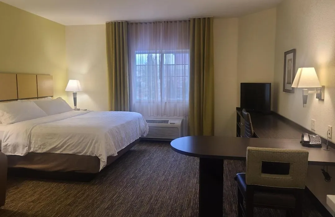 Candlewood Suites Bismarck-1