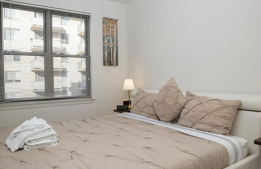 Heaven On Washington Furnished Apartments - Heart Of The City-1