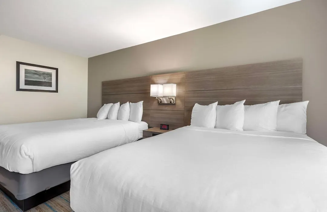 Best Western Plus Stephenville Inn-1
