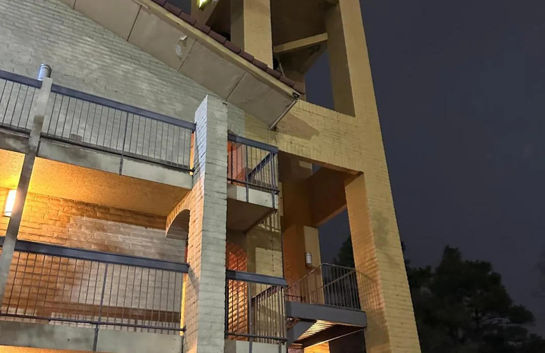 Super 8 By Wyndham The Woodlands North-1