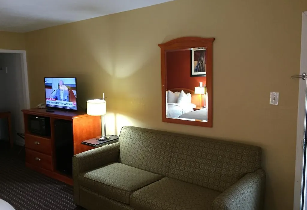 Vista Inn & Suites Beale Street-1