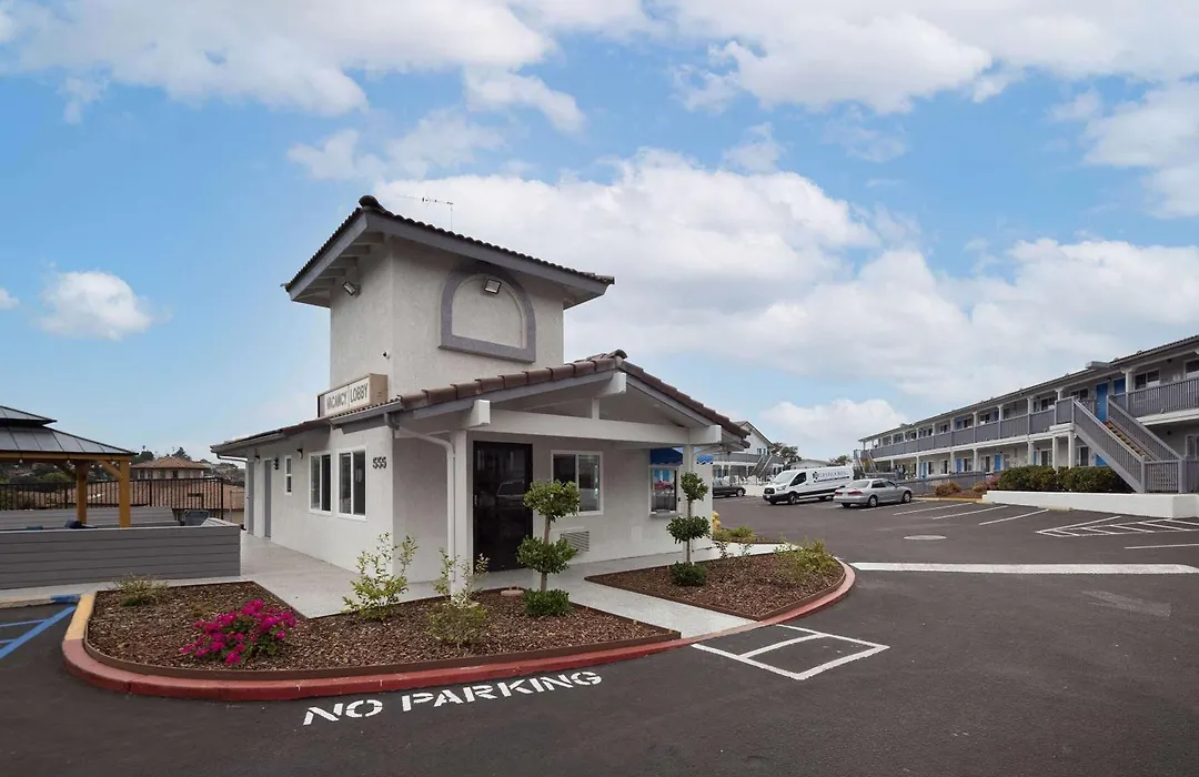 Days Inn By Wyndham Arroyo Grande Pismo Beach-1