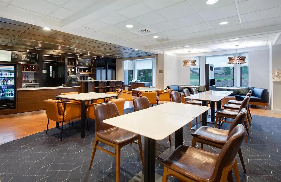 Courtyard By Marriott State College-1