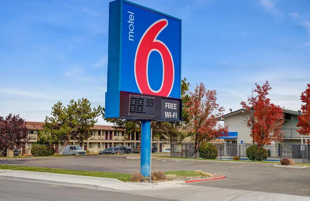 Motel 6-Carson City, Nv-1