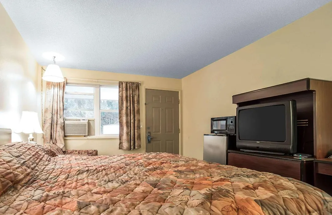 Rodeway Inn La Grande - Island City-1