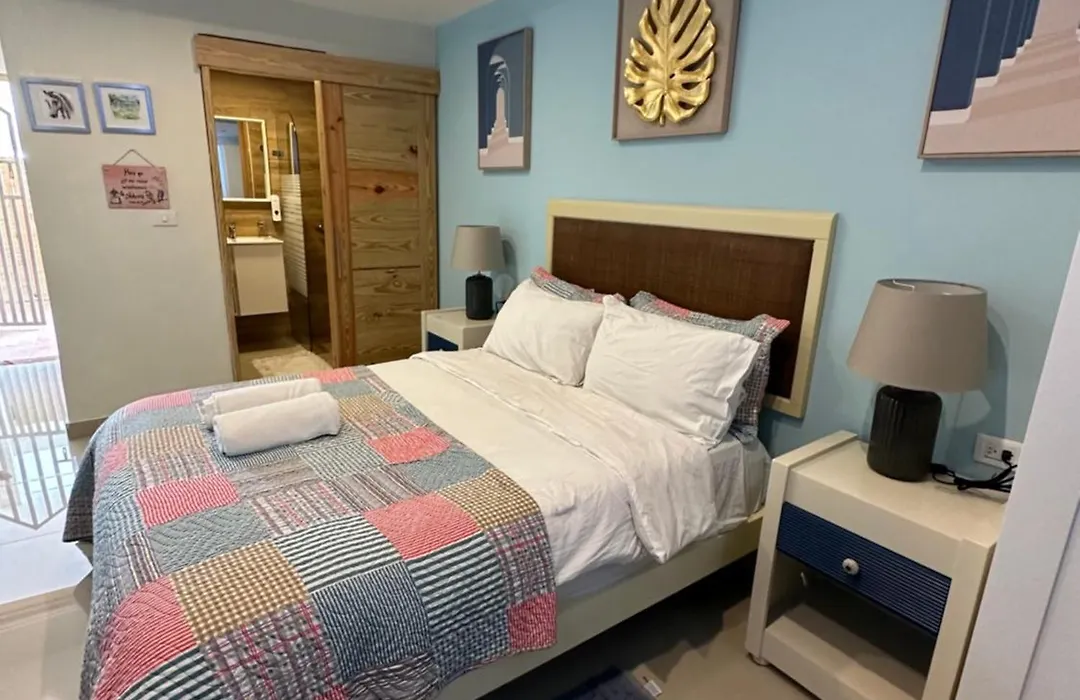 Noe Hotel , One Bed Room Close To The Beach Room #1-1