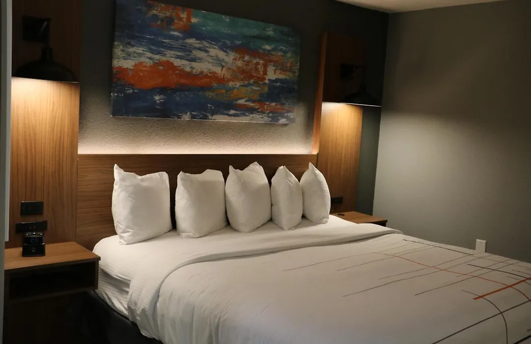 La Quinta By Wyndham Chicago Gurnee-1