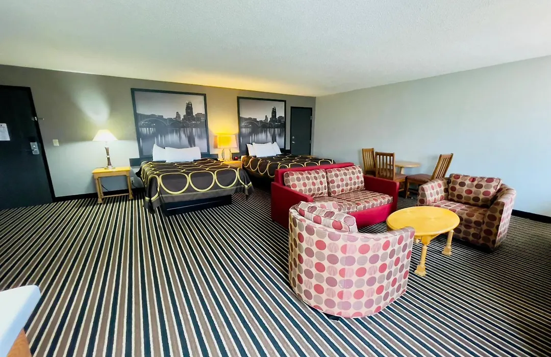 Super 8 By Wyndham Shakopee-1