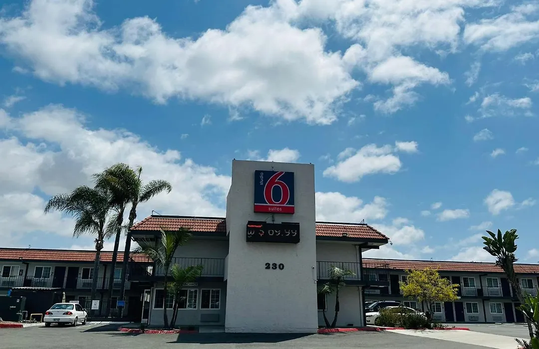 Studio 6 Suites San Ysidro Ca San Diego South Bay-1