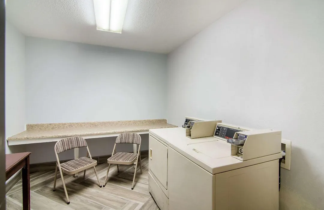 Quality Inn Near University Of Mobile-1