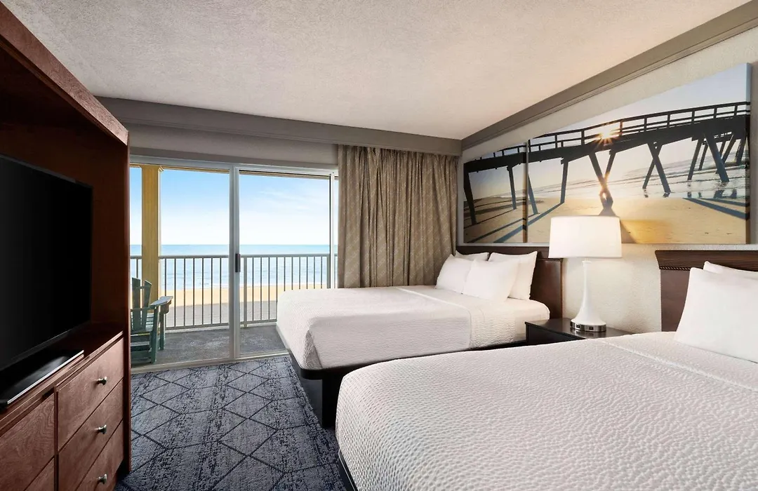 Days Inn By Wyndham Ocean City Oceanfront-1