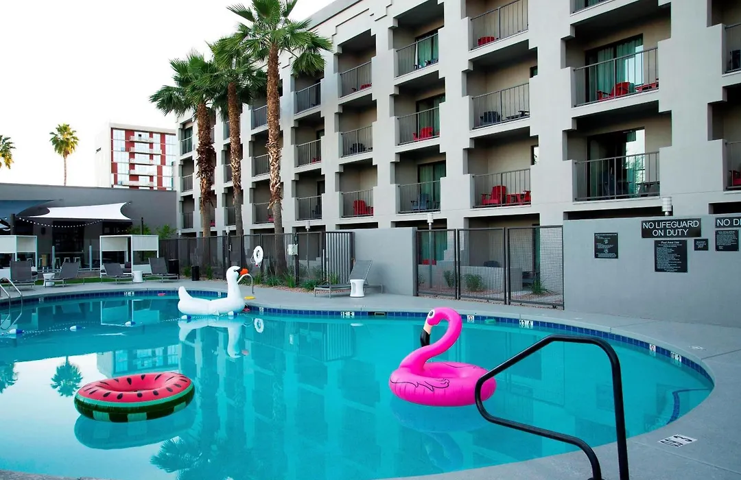 Moxy Phoenix Tempe/Asu Area-1