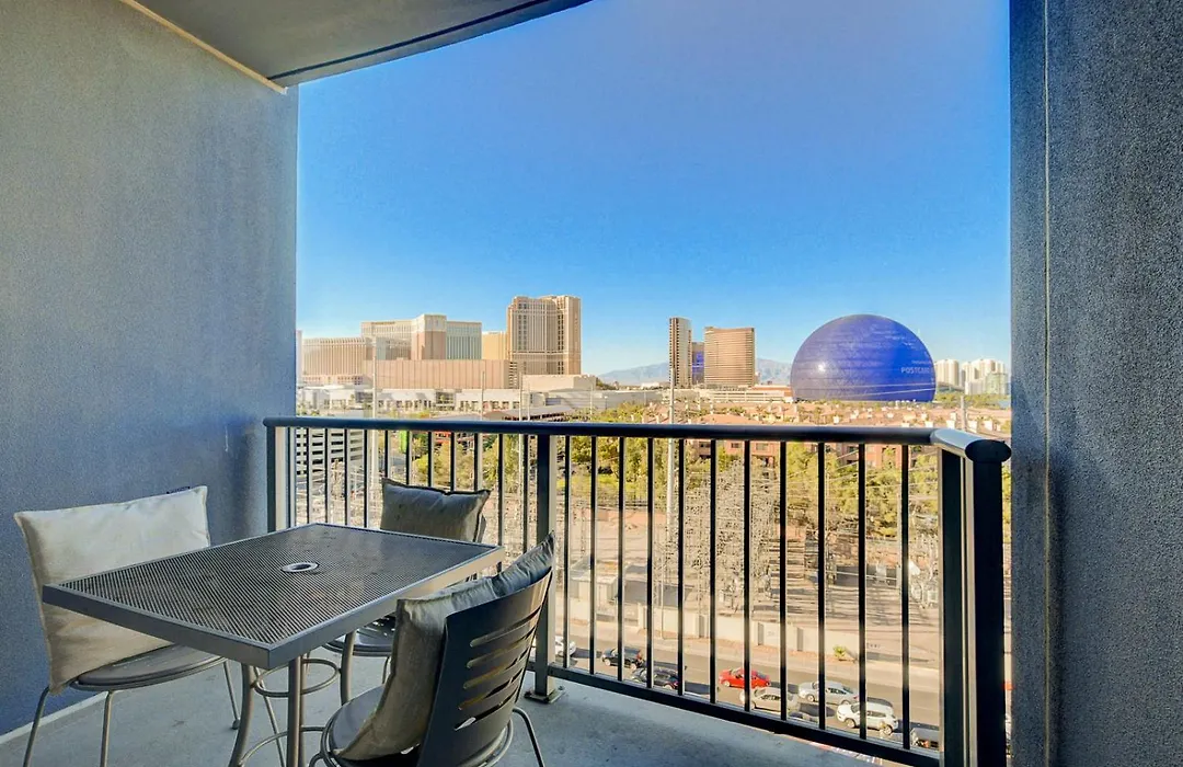 Modern Oasis Steps Away From The Las Vegas Strip-1