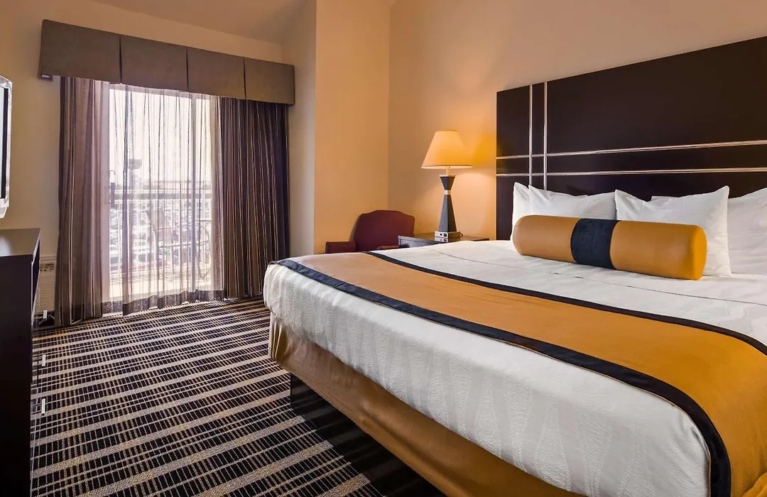Best Western Plus Rockwall Inn & Suites-1
