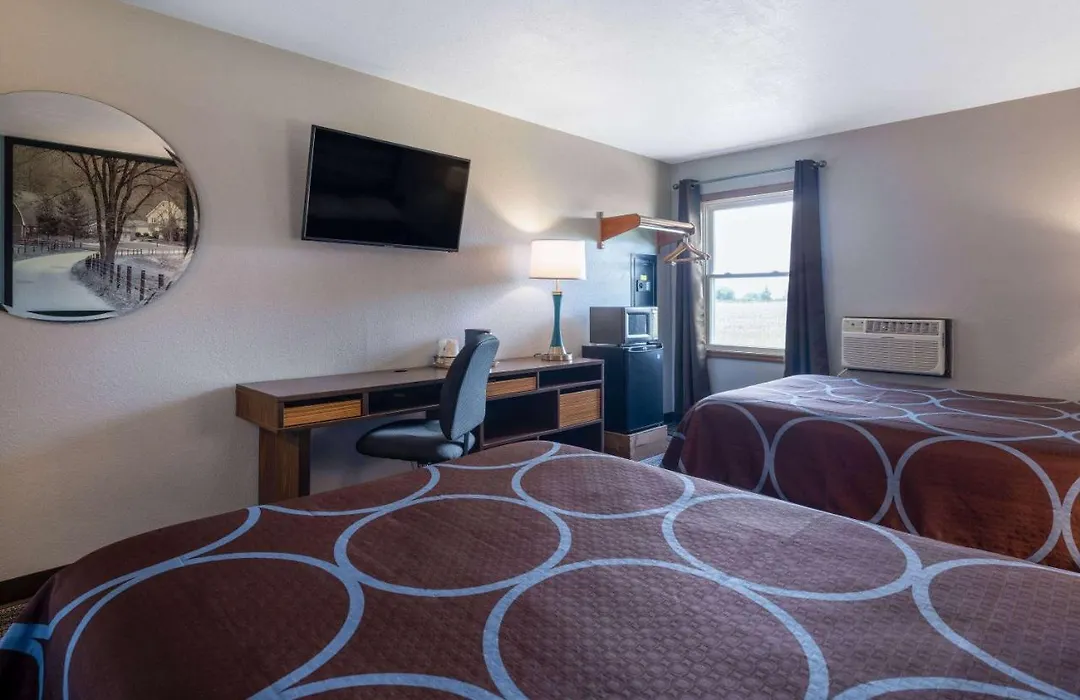 Super 8 By Wyndham Mattoon-1
