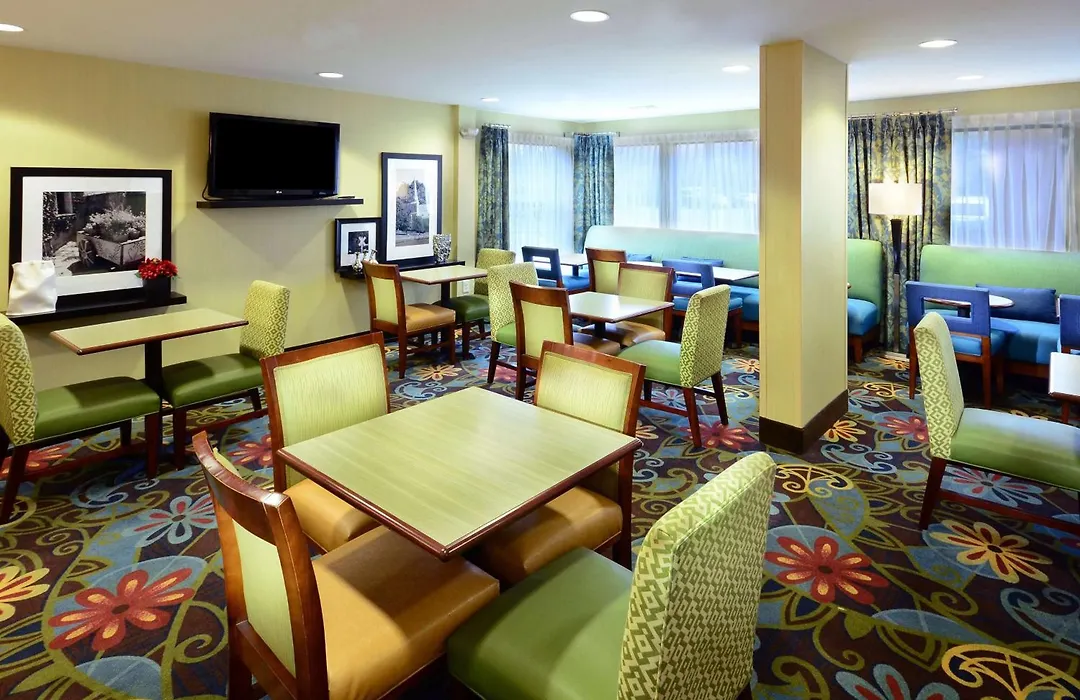 Hampton Inn Raleigh/Town Of Wake Forest-1