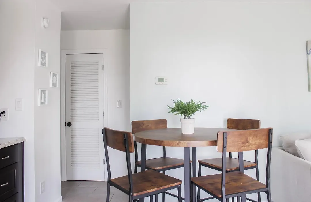 9 Palms Boutique Condos-1