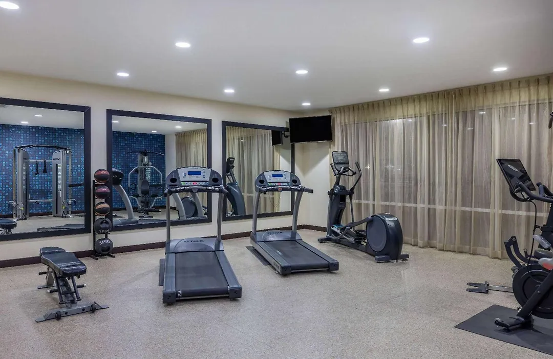 La Quinta By Wyndham Artesia-1