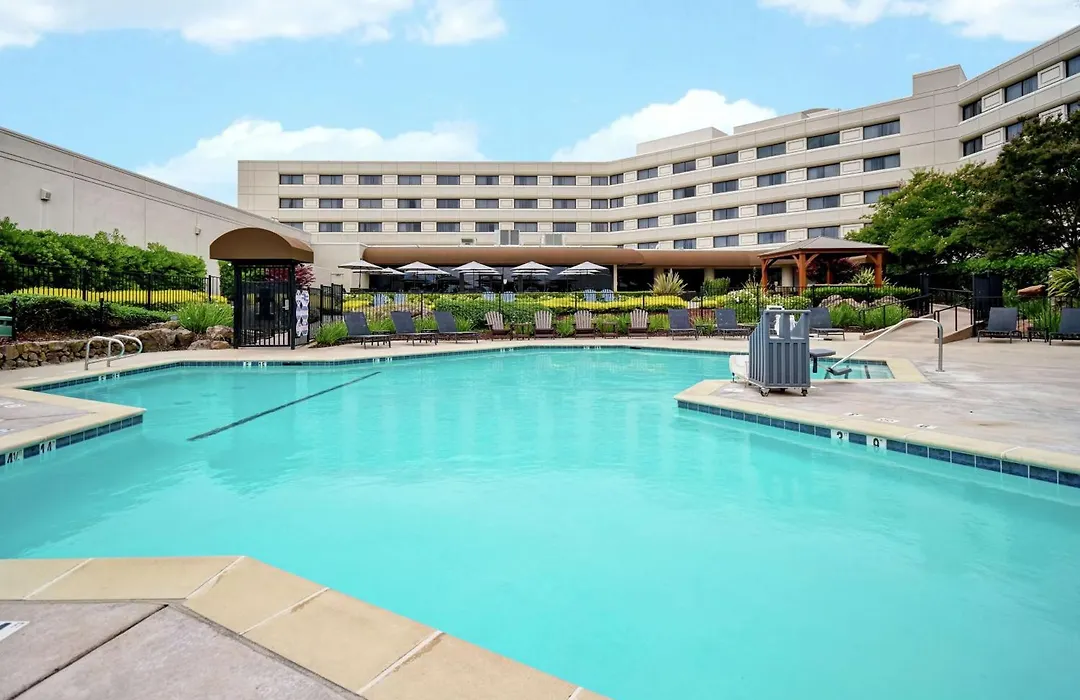 Doubletree By Hilton Pleasanton At The Club-1