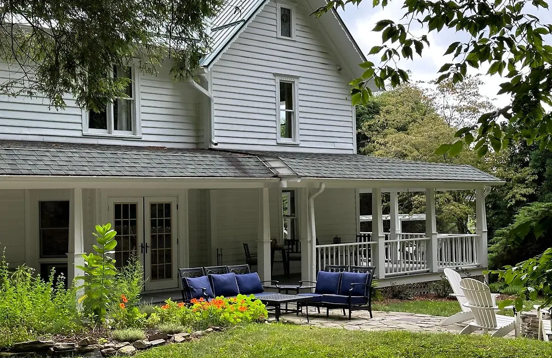 Lovill House Inn-1