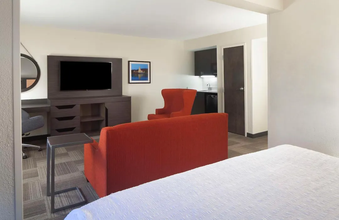 Hampton Inn Charleston-Southridge-1