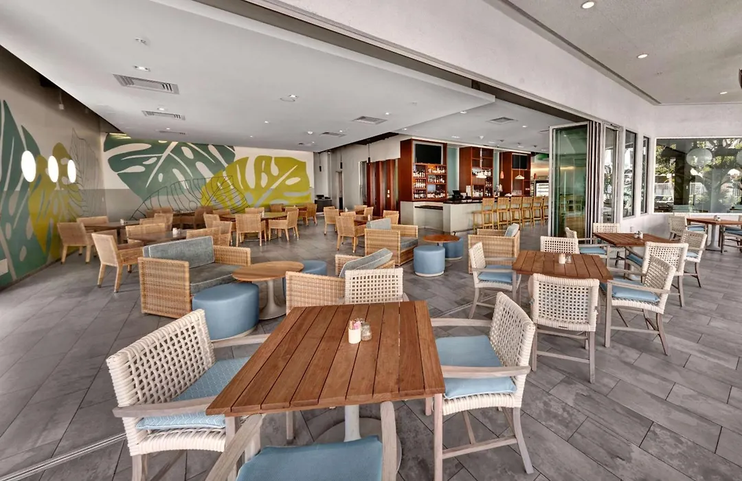 Hotel Mdr Marina Del Rey- A Doubletree By Hilton-1