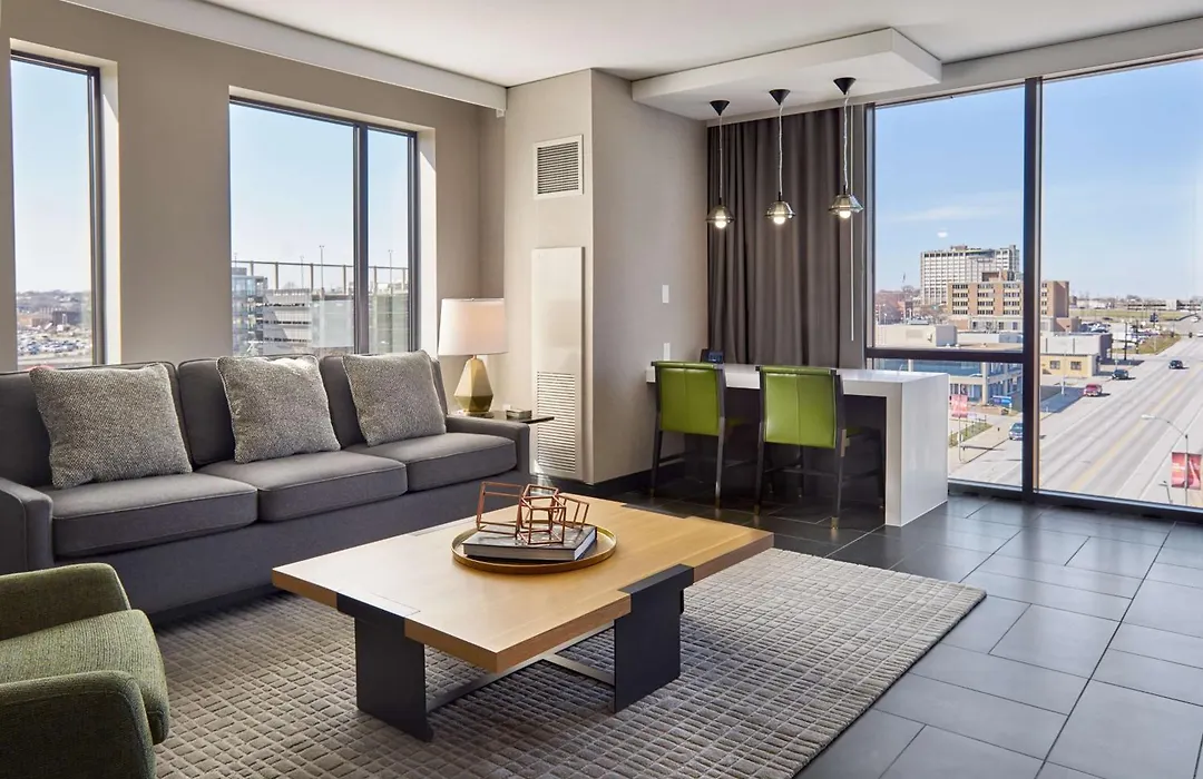 Hilton Des Moines Downtown-1