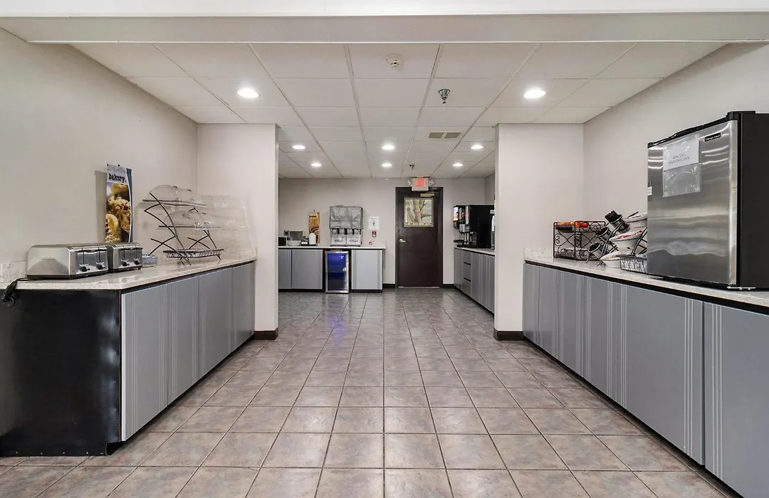 Microtel Inn And Suites Manistee-1
