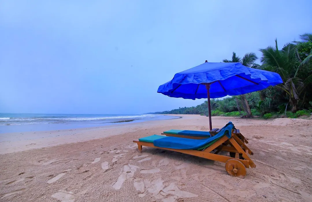 Rockside Beach Resort-1