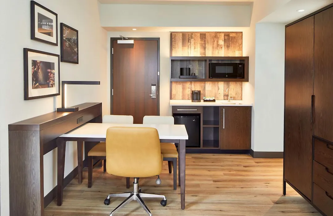 Embassy Suites By Hilton Nashville Downtown-1