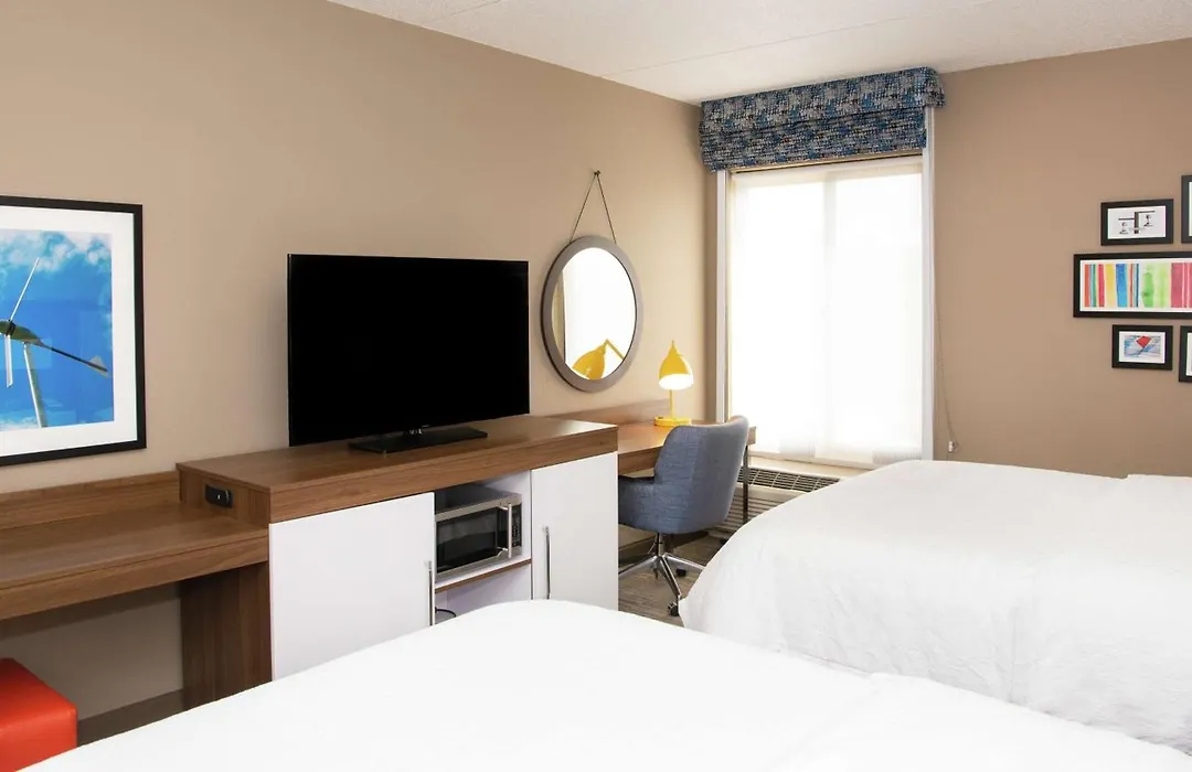 Hampton Inn Erie-South-1