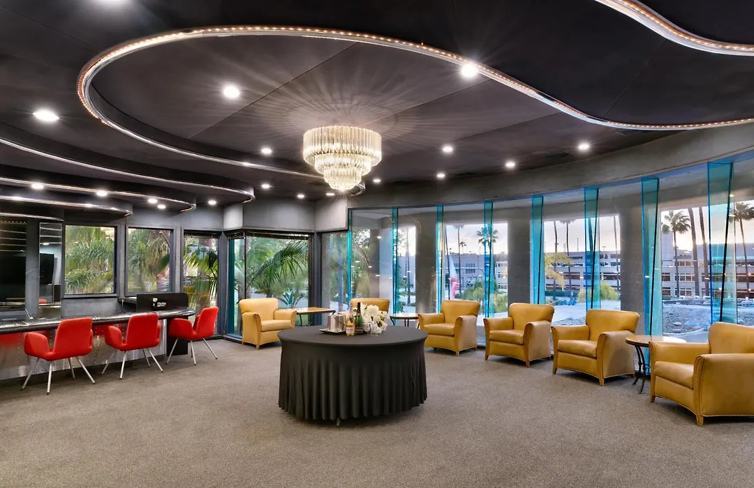 Atrium Hotel Orange County-1